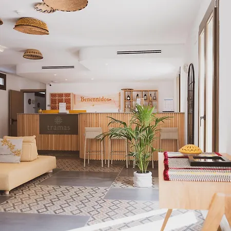 Tramas & Hotel 4*