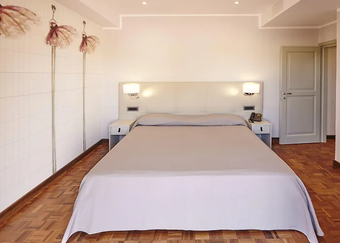 Tramas & Szálloda 4*